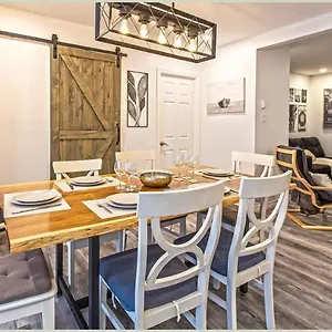 magnifique-condo-2bdr-mtl-downtown-4412.hotels-in-montreal.org/