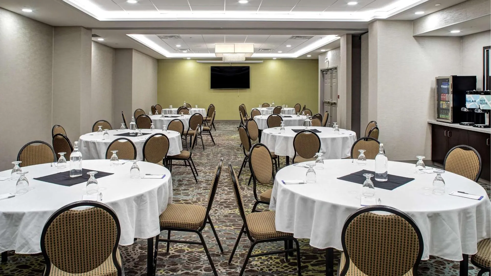 Hotel Hilton Garden Inn Halifax Airport Enfield